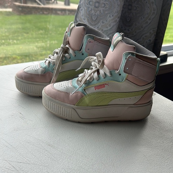 Puma Pastel High-Top size 4 girls - Picture 1 of 5